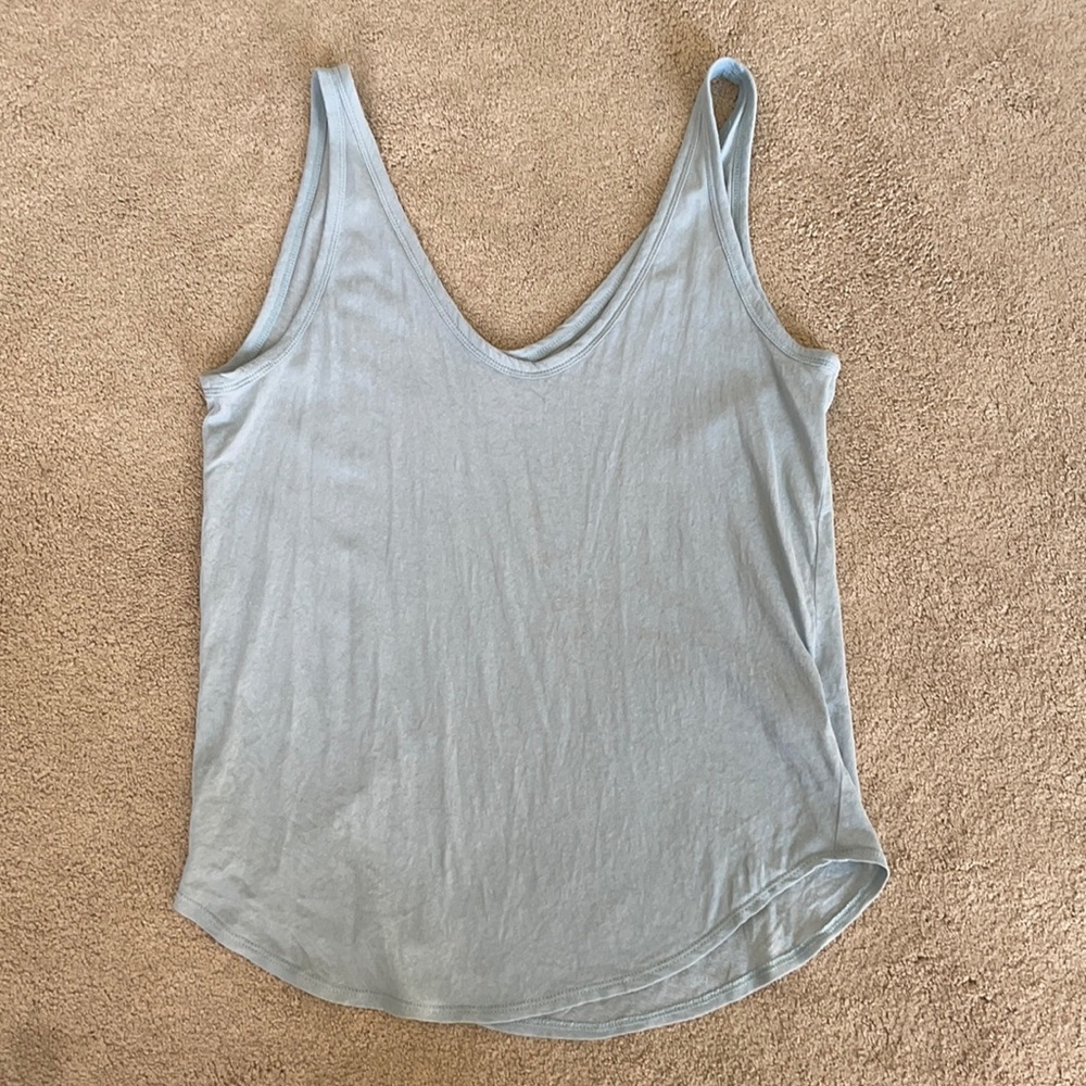 Everlane Air Cami